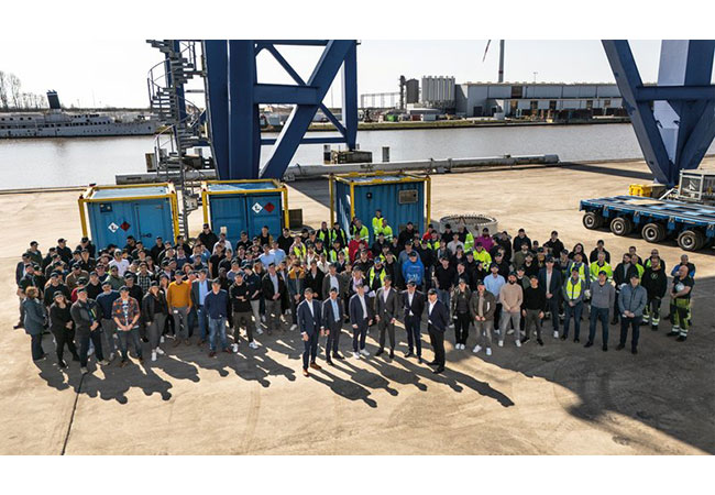 PB: Die Teams von Global Tech I und Wind Multiplikator trafen sich zum Austausch in Emden