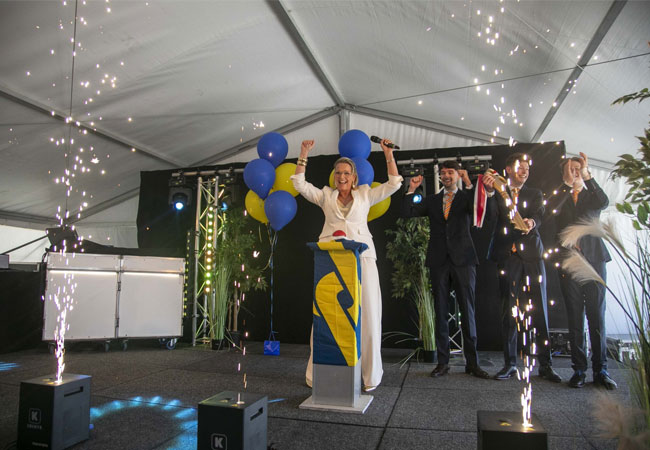 PB: Caption: Joan Nuijten-Muller performed the opening ceremony. / ©: Solstad Maritime ASA