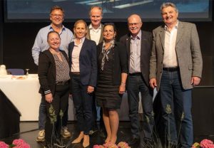 PB: Vorstand und Aufsichtsrat der Prokon eG (v.l.): Ragnhild Ofterdinger, Nikolaus Karsten, Katharina Beyer, Henning von Stechow, Petra Wildenhain, Rainer Doemen und Jochen Herterich