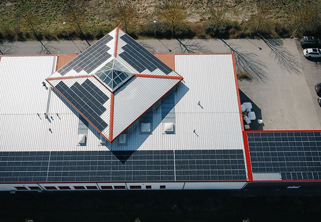 PB: SolarEdge Solaranlage beim deutschen Einzelhändler BV-comOffice GmbH 