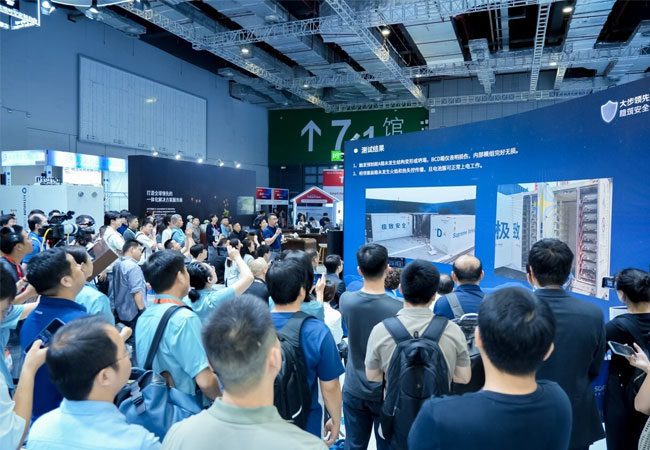 PB: Hithium Booth