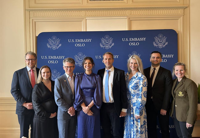 PB: International Propeller Club of Norway board members pictured on a visit to the US Embassy in Oslo during this year's Nor-Shipping. From left to right: Anders Hovelsrud, Silje Glesnes, Åge Højmark, Sinem Ogis, Gunnar Espeland, Mari Danielsen Lunde, Umut Tasal and Anette Maltun Koefoed. / Photo: IPC Norway