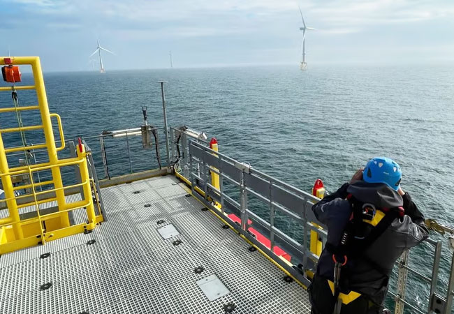 PB: Experten des British Trust for Ornithology halfen bei der Erprobung des KI-Kamerakonzepts im Windpark Aberdeen Bay. / ©: Vattenfall