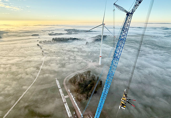 PB: Die RBC-D von ematec und das APS von Seasight Solutions bei der Blattinstallation im Windpark Königshain-Wiederau in Mittelsachsen. Foto: Marian Ifrim/Leipziger Gruppe/eab New Energy / ©: Foto: Leipziger Gruppe
