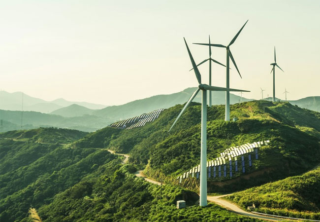 PB: LUOX Energy feiert 1 Jahr Wachstum im Endkundengeschäft mit Windkraft-, PV- und Wasserkraftanlagen / ©: Lumenaza