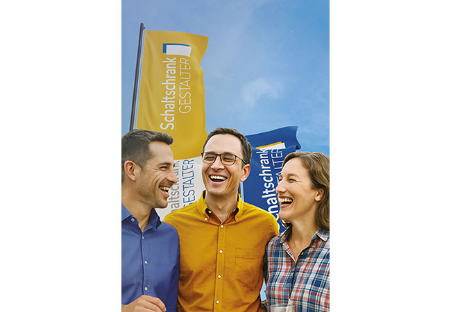 PB: Auf dem Schaltschrank-Festival in Köln präsentieren Eplan, Phoenix Contact, Rittal, Siemens und WAGO mit ihren Ausstellungs-Trucks und Fachvorträgen die neuesten Lösungen im Schaltschrankbau./ ©: Rittal