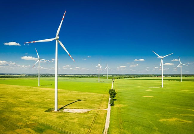 PB: Das Portfolio umfasst drei Windprojekte in einem fortgeschrittenen Entwicklungsstadium / Bildrechte: iStock_Shaiith