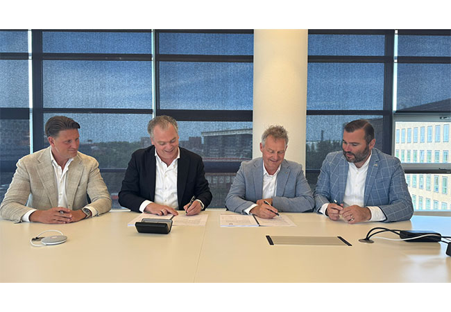 PB: Mammoet signs contract with Heerema Marine Contractors for 2GW Program scopes / ©: Mammoet