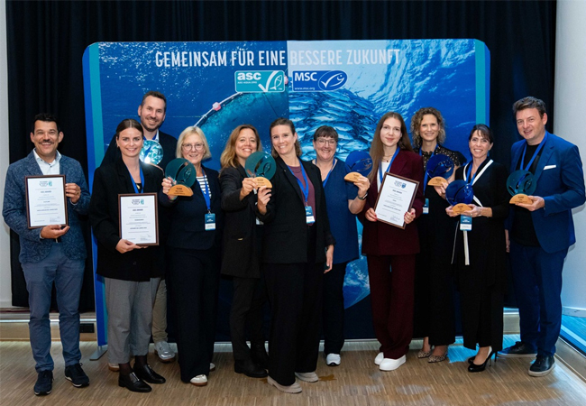PB: Die glücklichen Gewinner:innen der ersten ASC & MSC Awards Deutschland 2025 in Büsum / ©: Aquaculture Stewardship Council - Fotograf: Oliver Reetz
