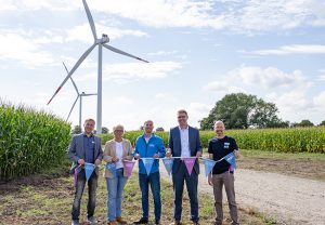 PB: Mit einem großen Eröffnungsfest hat die WEB Windenergie Deutschland GmbH gemeinsam mit rund 200 Gästen den Windpark Grube feierlich eröffnet. / ©: WEB Windenergie AG