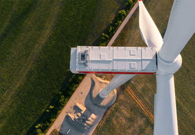 PB: Repowering schafft Leistung: Moderne Anlagen wie hier im Windpark Elster steigern die Stromerzeugung aus Erneuerbaren. Bei VSB Deutschland hat Repowering derzeit einen Anteil von 20 Prozent. / ©: VSB Gruppe