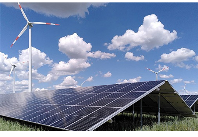 PB: Gerade Photovoltaik-Strom sorgte im Sommer 2025 für mehr Stunden mit nierigen oder negativen Börsenstrompreisen. Foto: naturstrom AG