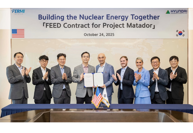 PB: Hyundai E&C and Fermi America™ teams pictured at signing from left to right: Yeong Cheol Kim, Daniel Lee, Young Choi, Han Woo Lee, Mesut Uzman, Nate Neugebauer, Sezin Uzman, Seong Hwan Choi, and Sung Taeck Lim. / ©: Fermi America