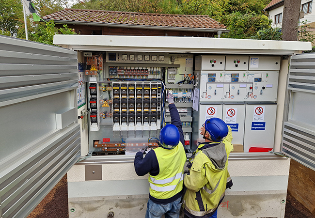 PB: Ausbau der Energieinfrastruktur in Völklingen-Ludweiler: Neue Trafostation „Zum Heidenhübel“ geht in Betrieb“ / ©: Stadtwerke Völklingen Holding GmbH