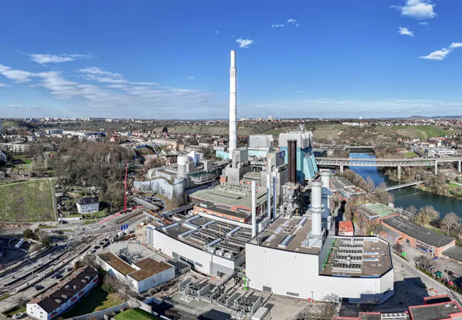 PB: Das neue Kraftwerk Stuttgart-Münster stellt die Versorgung mit Strom und Fernwärme sicher. (Quelle: EnBW)