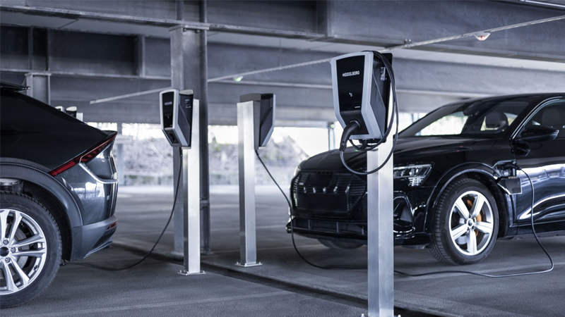 PB: Amperfied baut mit dem Auftrag von Siemens Energy seine Position als Anbieter modularer, skalierbarer und hardwareunabhängiger Ladeinfrastrukturlösungen für Unternehmensflotten weiter aus.