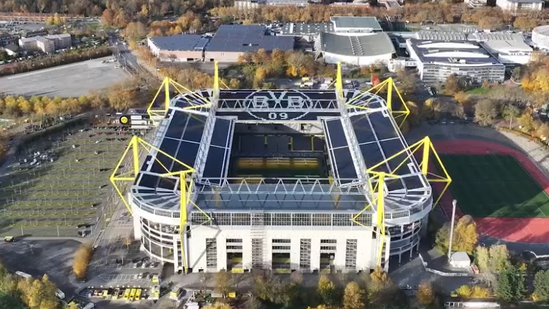 PB: BVB-Stadion mit Solartechnik / c: RWE
