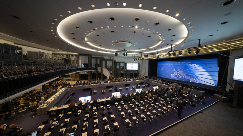 PB: Die ESA-Ministerratskonferenz 2025 in Bremen: Am 26. und 27. November 2025 tagten Ministerinnen und Minister sowie Vertretungen der Regierungen der 23 Mitgliedsstaaten der Europäischen Weltraumorganisation ESA in Bremen, um die Zukunft der gemeinsamen europäischen Raumfahrt festzulegen. / ©: ESA - S. Corvaja