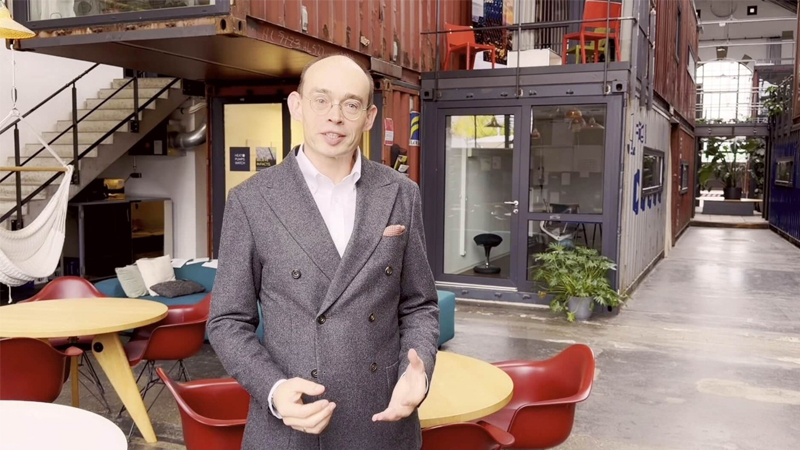 PB: Dr. Marek Miara gründet nach zwanzig Jahren als Wissenschaftler für Wärmepumpen am Fraunhofer ISE ‚Heat Pumps Watch‘ aus. / ©: Fraunhofer ISE