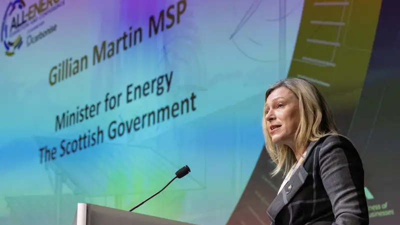 PB: Gillian Morrison, Vorsitzende des SIM