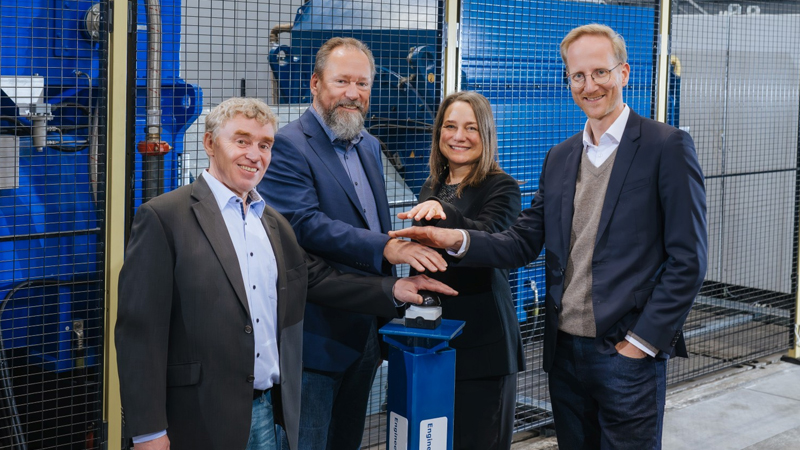 PB: vlnr: Michael Franke, Vice President Global Engineering, Nordex Helmut Resing-Woermer, Head of Test & Prototype, Global Engineering, Nordex Kerstin Deller, Leiterin der Unterabteilung Energieforschung im Bundesministerium für Wirtschaft und Energie Dr. Ch © Nordex SE