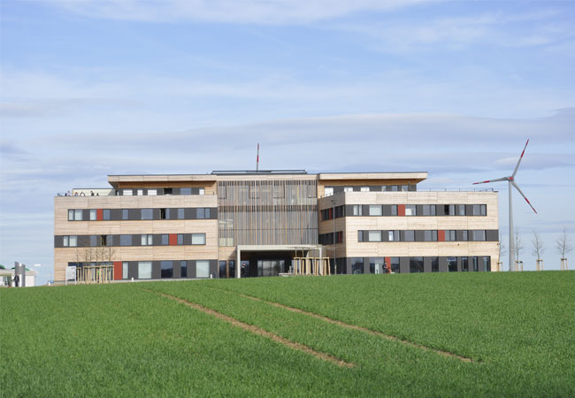 Firmensitz der juwi-Gruppe in Wörrstadt, Westansicht / Pressebild