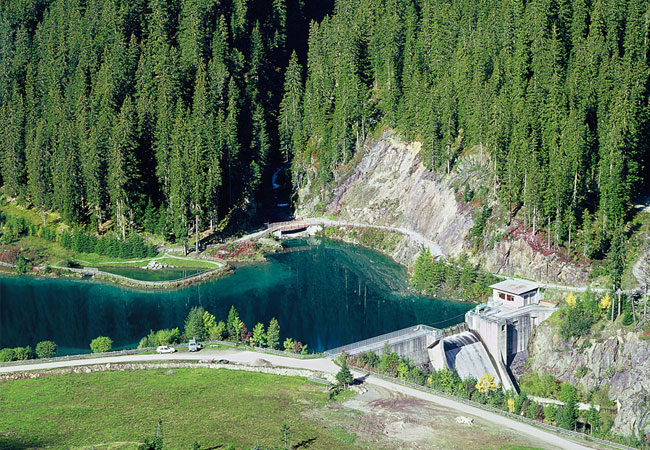 Small Hydro Kraftwerk Kartell in St. Anton, Österreich / Pressebild